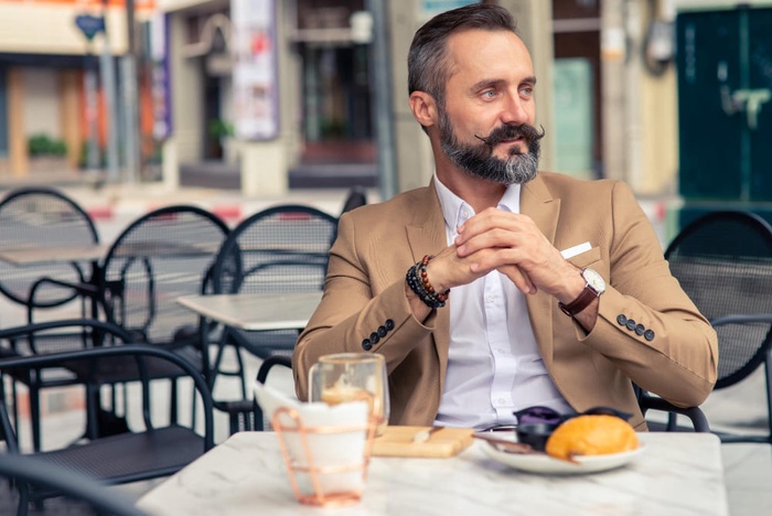 Encuentra un Sugar Daddy en M&oacute;stoles, Madrid
