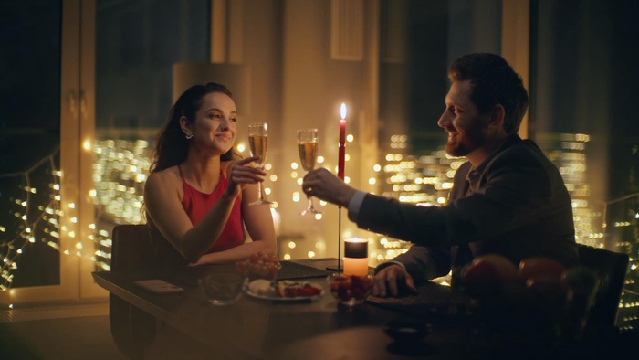 Happy couple sharing a romantic dinner