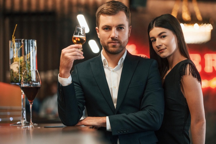 Trouver un sugar daddy et un sugar baby dans la province de Flandre occidentale, Belgique - SugarDaddyMeet